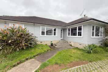 18 Forbes Road, Favona