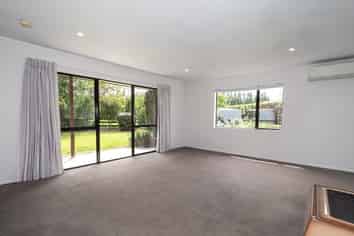 65 Johnstone Street, Tinwald