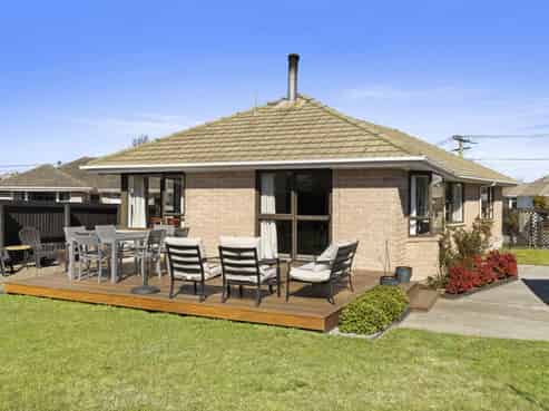 58 Sandown Crescent, Aranui