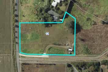 11 Davidson Road, Helensville