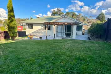 27 Loughanure Place, Massey