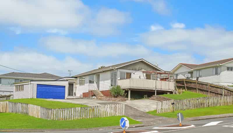 2 Doone Place, Massey