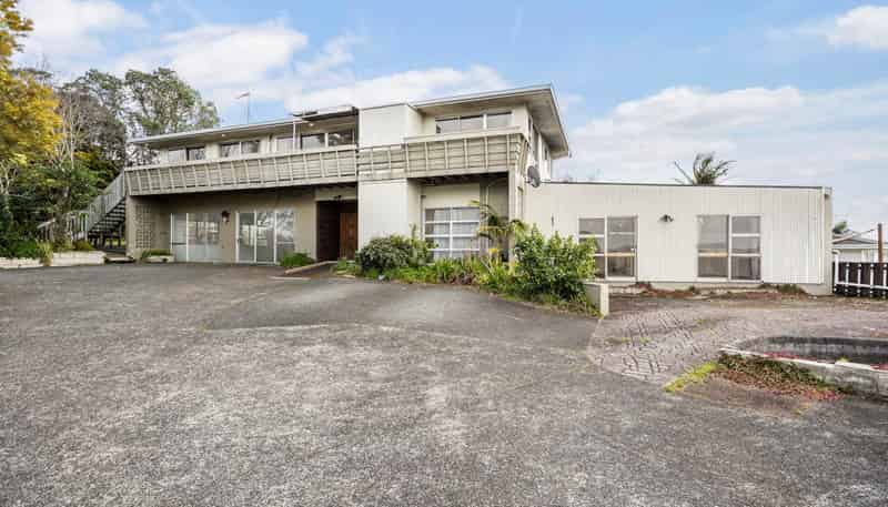 6 Forsythe Place, Massey