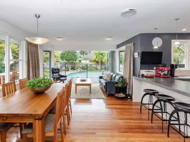 90 Clyde Road, Fendalton