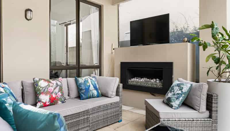 25 Bridgefield Crescent, Flat Bush