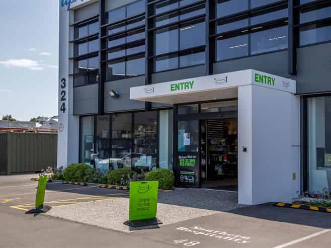 Flexible Office & Showroom Options