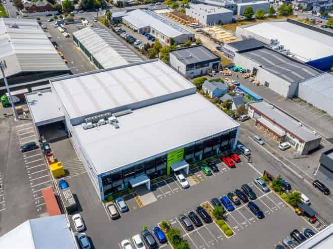 Flexible Office & Showroom Options