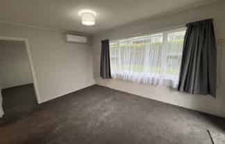 2/44 Caulton Street, Saint Johns