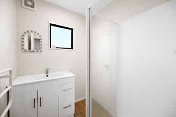 42C Campbell Street , Dinsdale