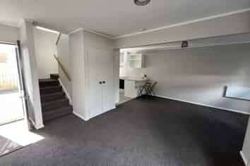 42C Campbell Street , Dinsdale
