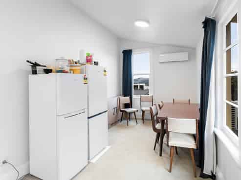 3 Bishops Road, Dunedin Central