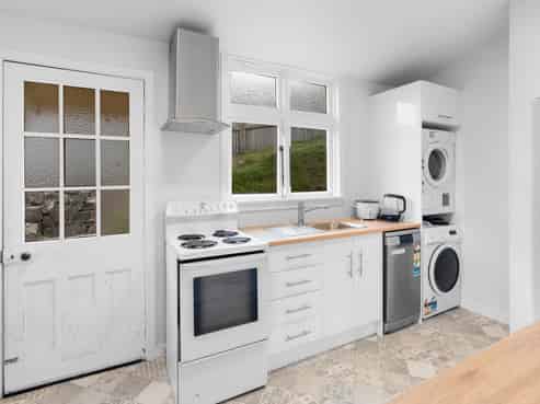 3 Bishops Road, Dunedin Central