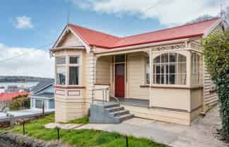 3 Bishops Road, Dunedin Central