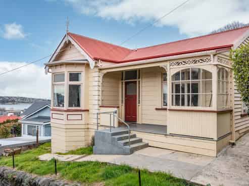 3 Bishops Road, Dunedin Central