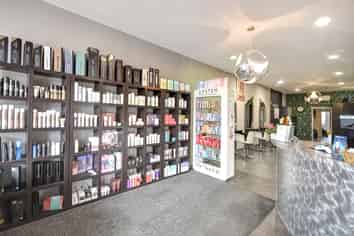 Established Hair & Beauty Salon 