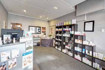 Established Hair & Beauty Salon 