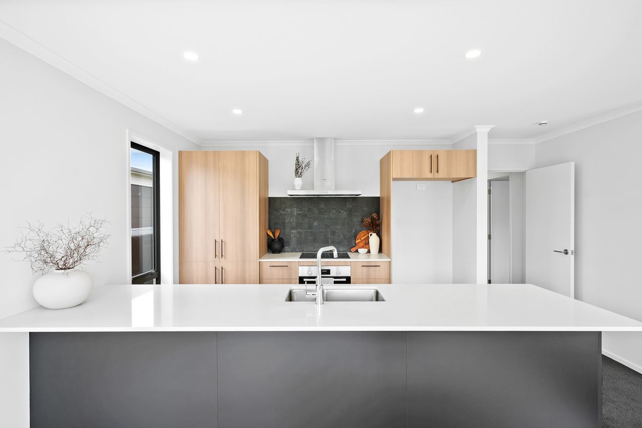 Four Homes. One Opportunity. Make It Yours. - Aanzicht 3