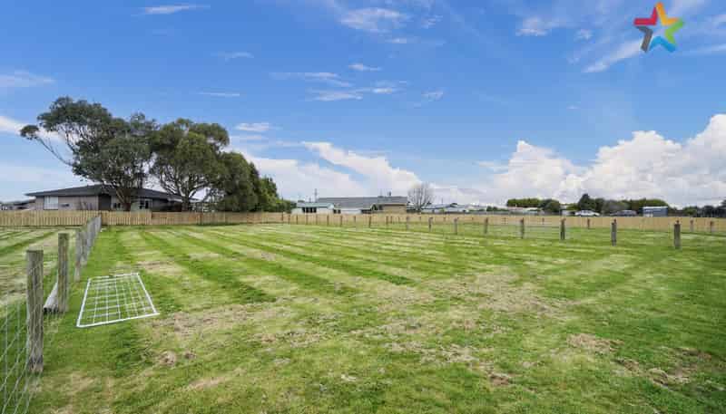 B/114 Avon Road, Clifton