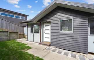 5 Carleton Place, Toi Toi