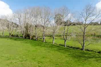 42 Kopeti Road, Hukerenui