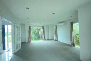 23 Gibbston Crescent, Flat Bush