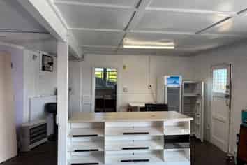 OFFICE /RETAIL SPACE LEASE
