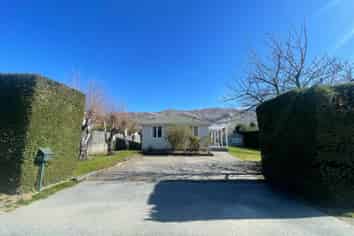 67 McDougall St, Wanaka