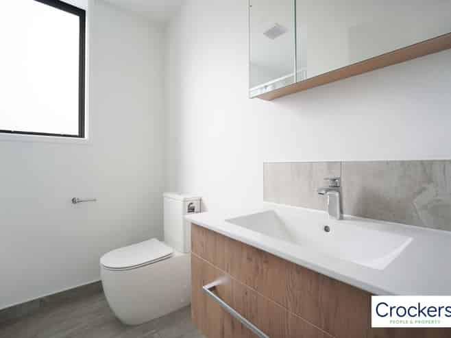 3/10 Treasure Lane, Te Atatu South