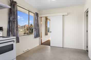1/94 Peverel Street, Riccarton