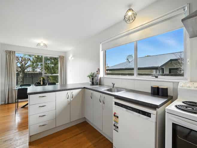 6 Larsens Road, Halswell