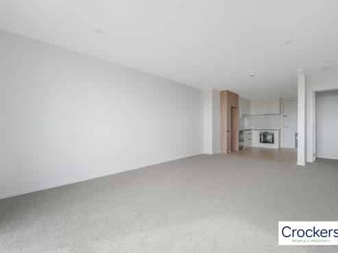 2/10 Treasure Lane, Te Atatu South