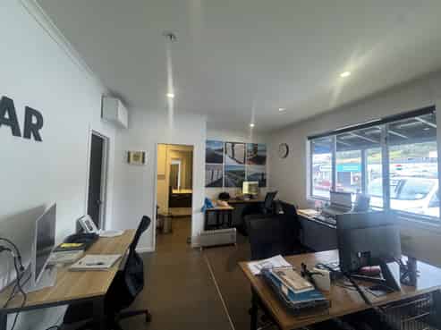 Tidy Office with Parks & Profile!