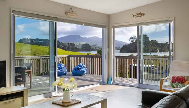 25 Robertson Street, Raglan