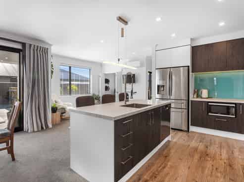 4 Katipo Way, Pegasus