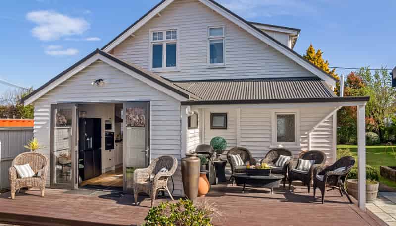 88 Flockton Street, Saint Albans