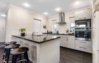 3 Drake Crescent, Awatoto