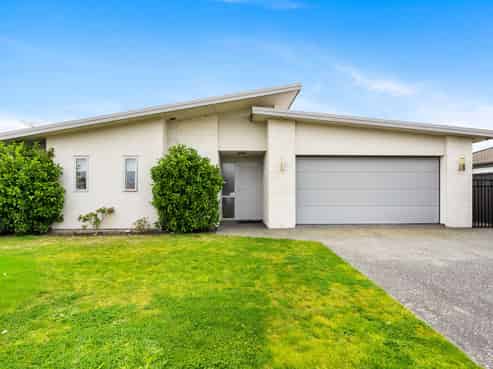 3 Drake Crescent, Awatoto