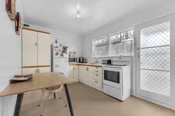 1/4 Gibbs Road, Manurewa