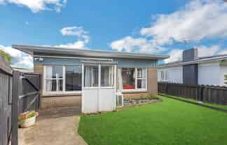 1/4 Gibbs Road, Manurewa