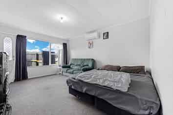 1/4 Gibbs Road, Manurewa