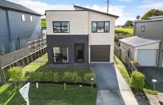 2 Retallick Place, Flagstaff