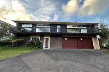 17 John Downs Drive, Browns Bay