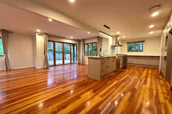 17 John Downs Drive, Browns Bay