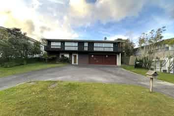 17 John Downs Drive, Browns Bay