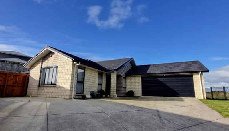 32 Blackwood Crescent, Glenview