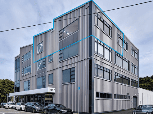 Motivated Sub-Lessor - Incentives Available