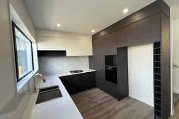 Lot 2 13 Quibray Place, Botany Downs