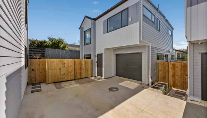 Lot 2 13 Quibray Place, Botany Downs