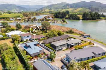 52a Wharf Road, Motueka