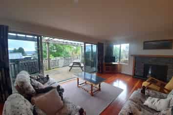 7 Weka Road, Waipahihi
